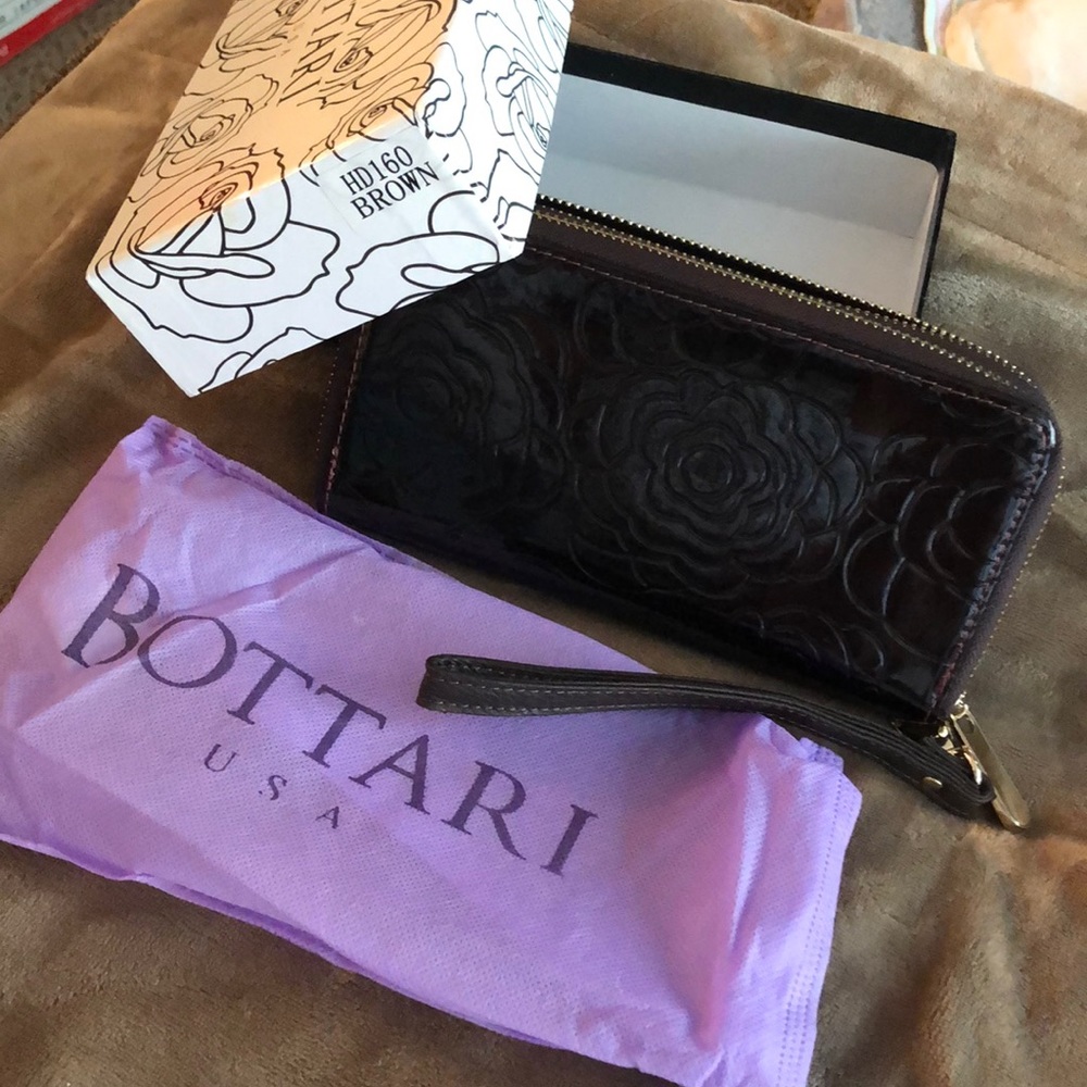 BOTTARI women’s wallet/ clutch